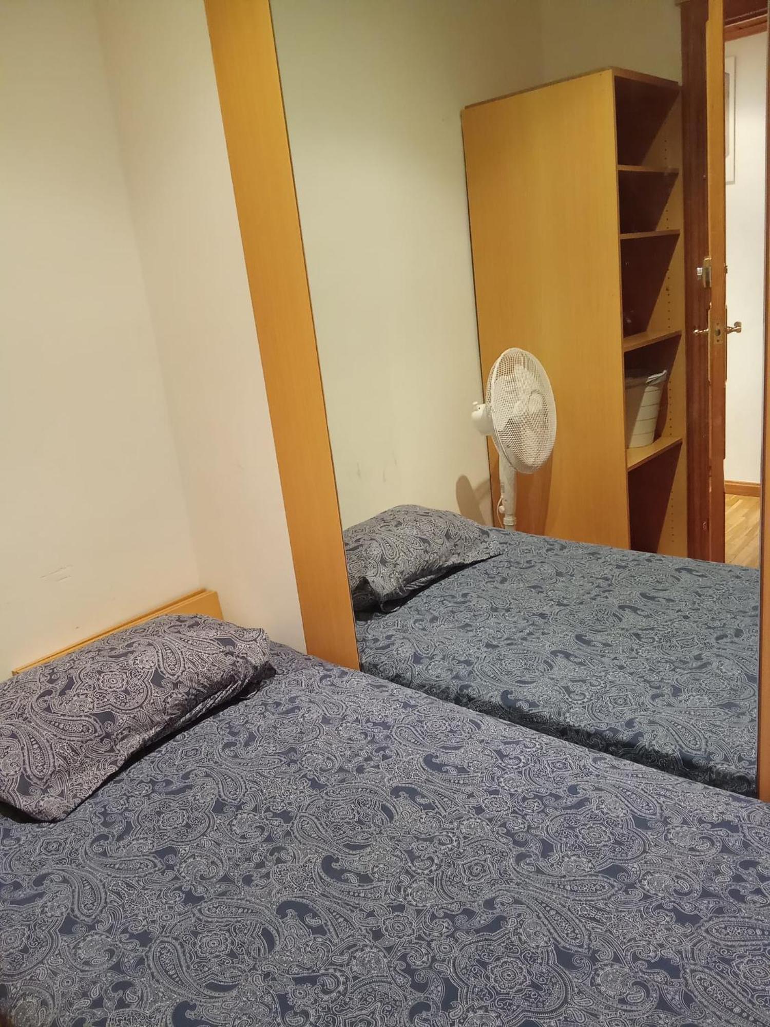 Bruc 3 Hostel Barcelona Buitenkant foto